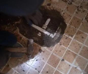 商丘市卫生间漏水维修公司为您分享下卫生间渗水如何处理及注意事项
